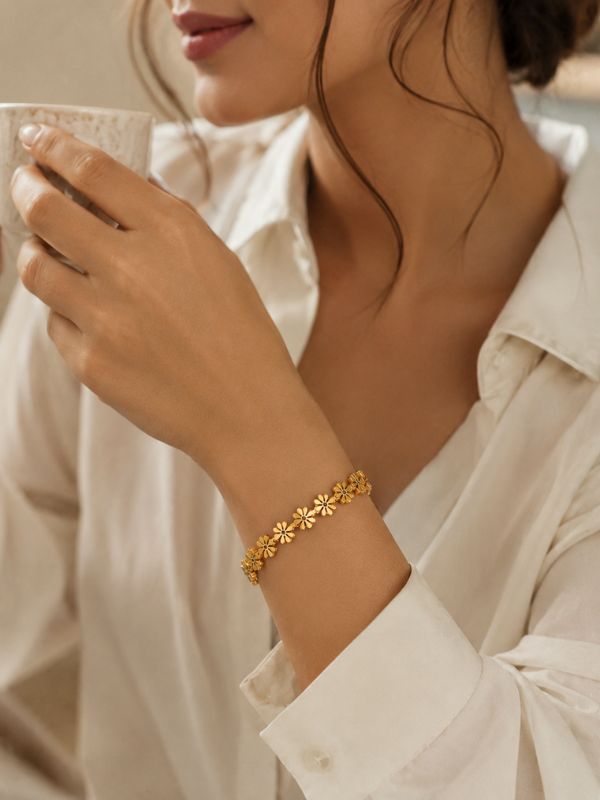 RaasRani Gold Floral 18K Gold Plated Bangle