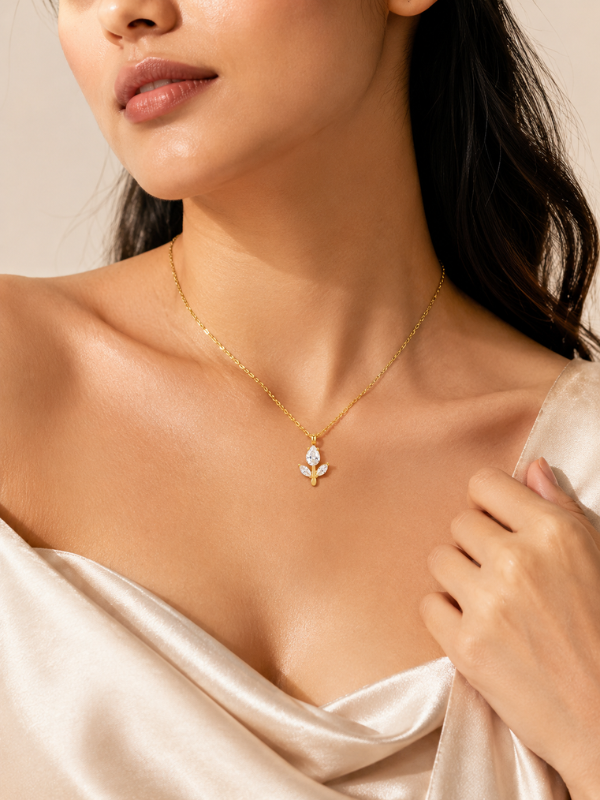 Little Tulip Diamond  Pendant 18K Gold Plated Nacklace