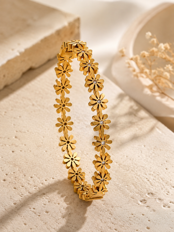 RaasRani Gold Floral 18K Gold Plated Bangle