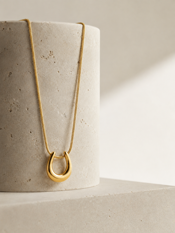 U-shape 18K Gold Plated pendant