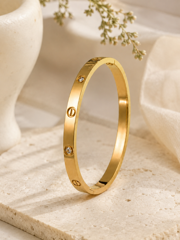 Crystal Love 18K Gold Plated Bangle